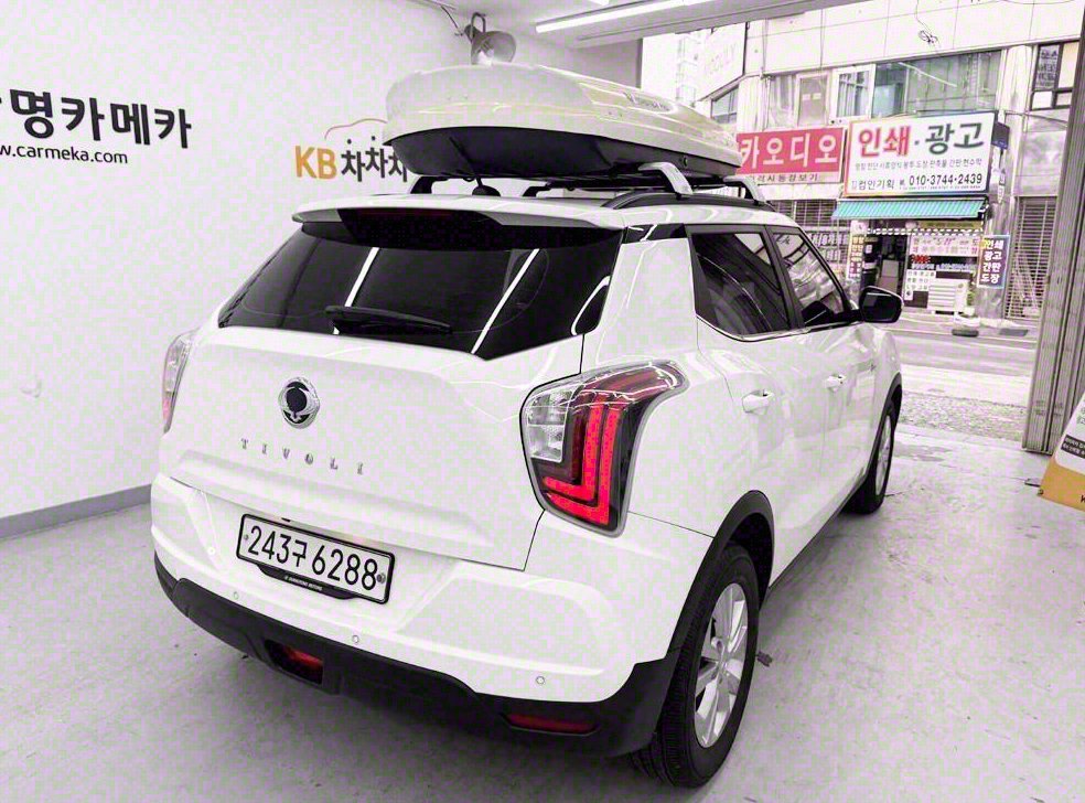 KG모빌리티(쌍용)  티볼리 2WD 가솔린 1.5 사진 3