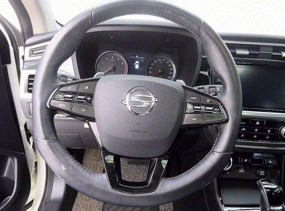 KG모빌리티(쌍용)  코란도 2WD 가솔린 1.5 C5 플러스 사진 11