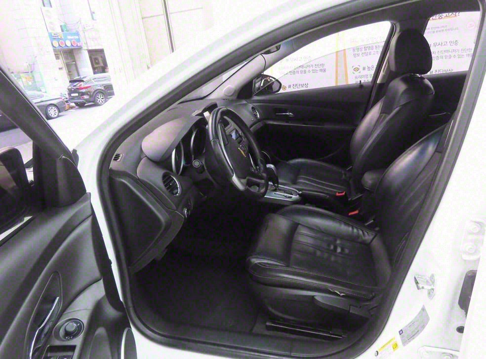 쉐보레 크루즈 1.8LTZ 사진 6