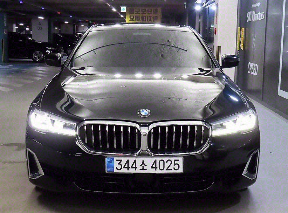 BMW 5시리즈 520i 럭셔리 사진 2