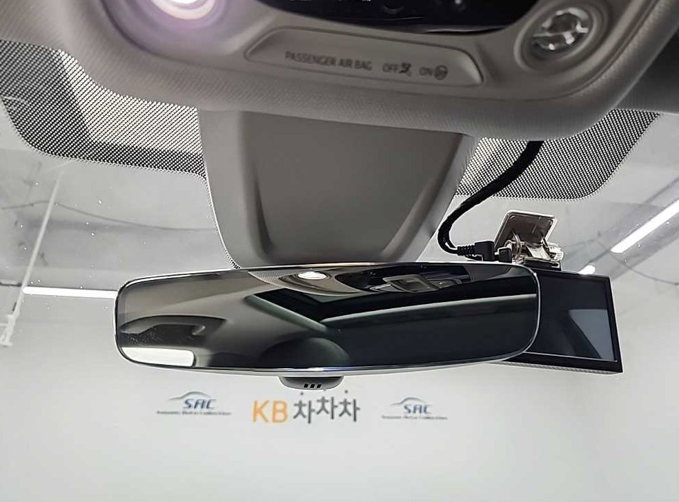 아우디 A4 40 TFSI 사진 17