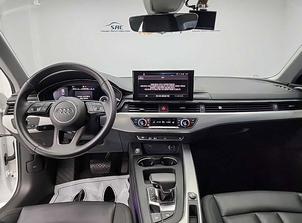 아우디 A4 40 TFSI 사진 7