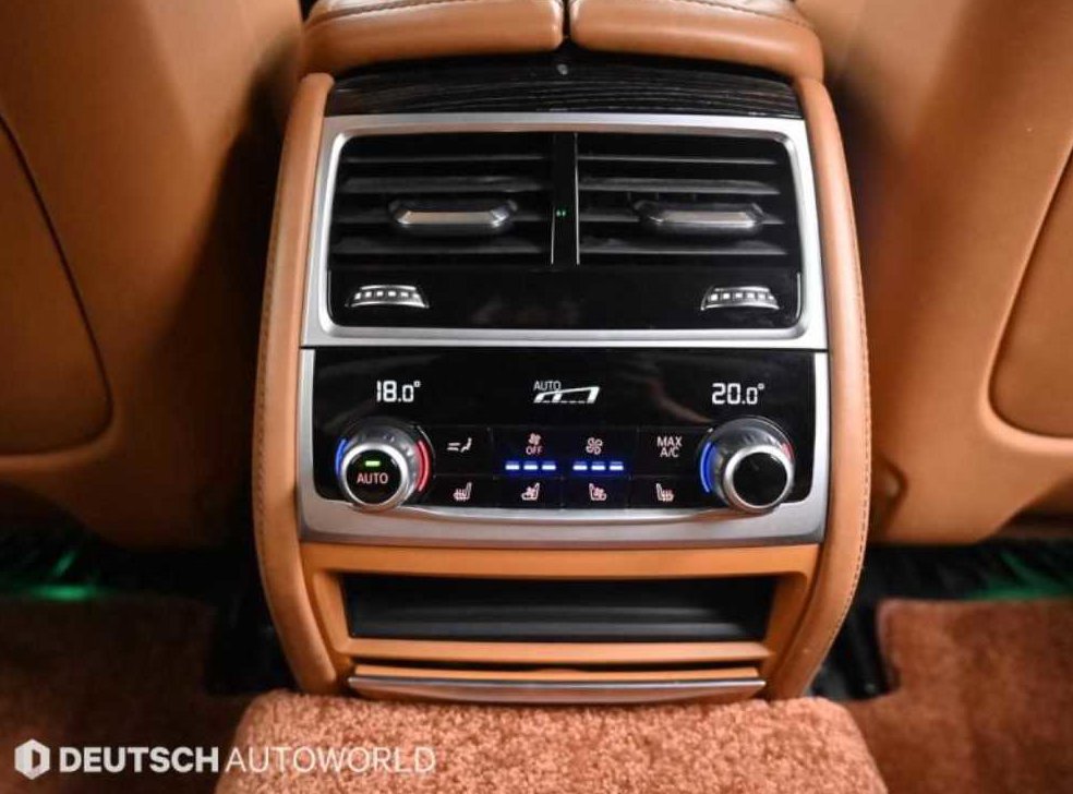 BMW 7시리즈 740i sDrive M 스포츠 사진 16