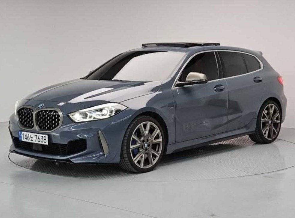 BMW 1시리즈 M135i xDrive 사진 2