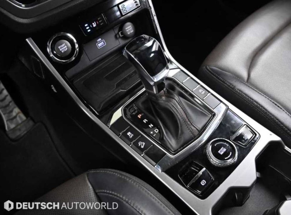 KG모빌리티(쌍용)  코란도 2WD 가솔린 1.5 C5 플러스 사진 9