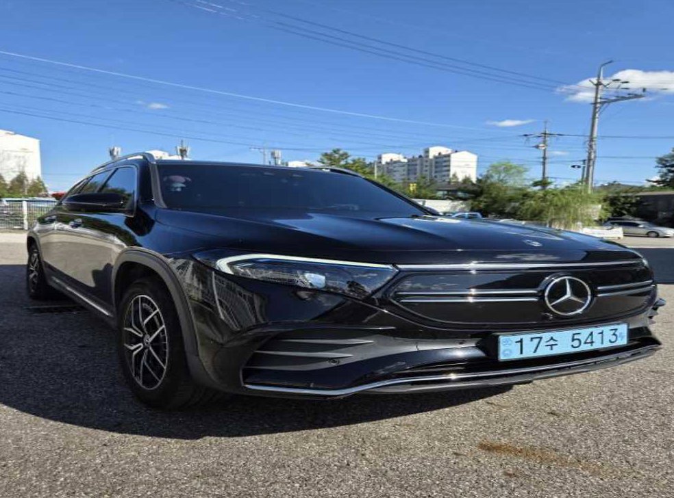 벤츠 EQB EQB 300 4MATIC AMG 라인 사진 3