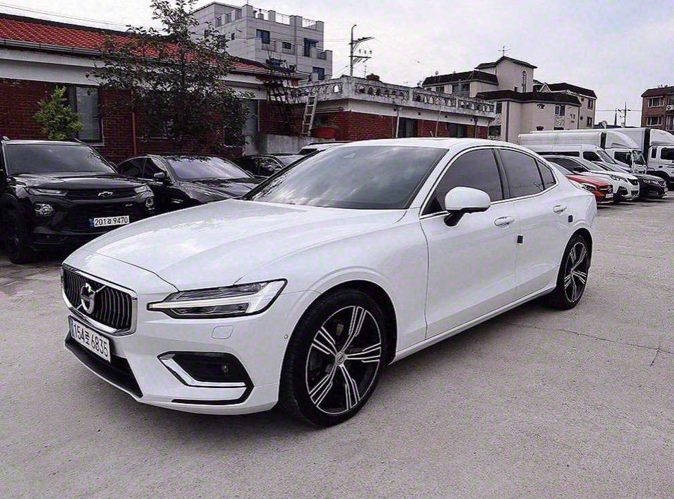 볼보 S60 B5 인스크립션 사진 2