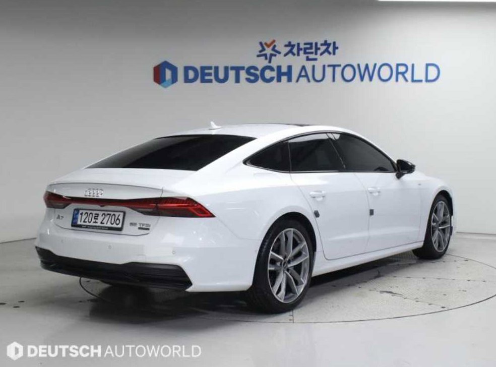 아우디 A7 55 TFSI 콰트로 프리미엄 사진 2