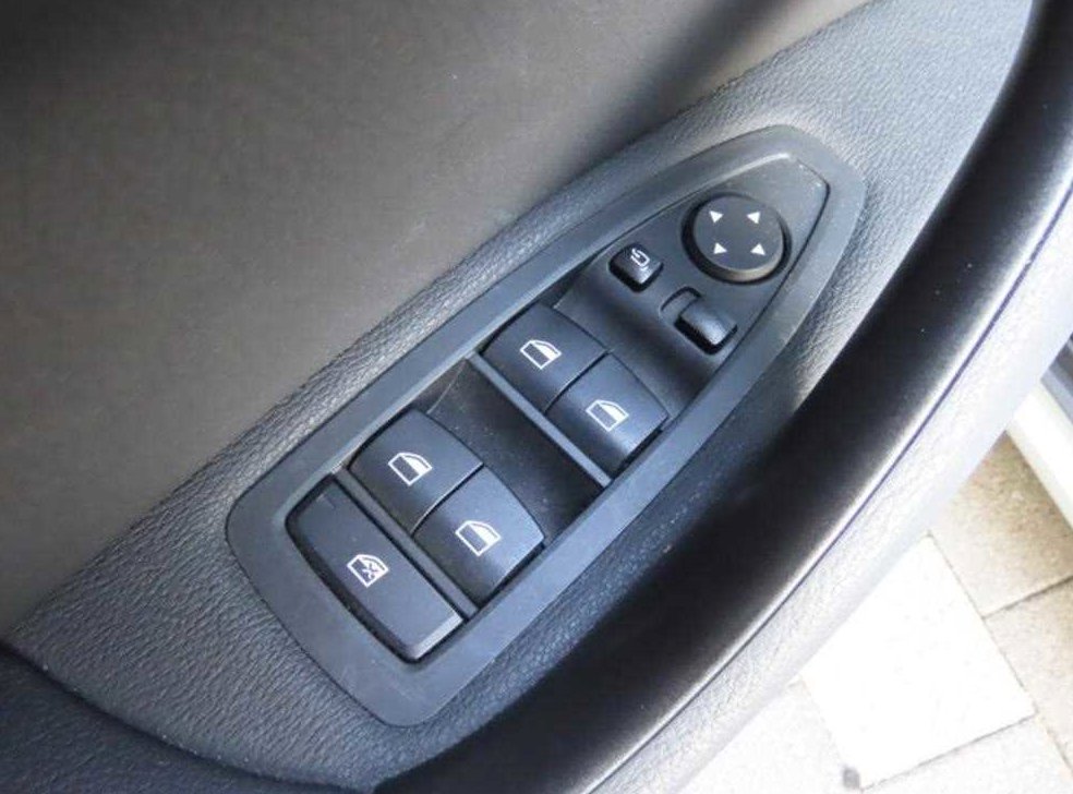 BMW X1 xDrive 20i xLine 사진 12