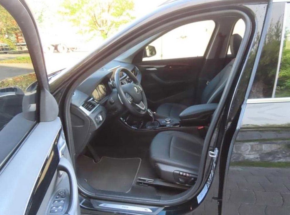 BMW X1 xDrive 20i xLine 사진 13
