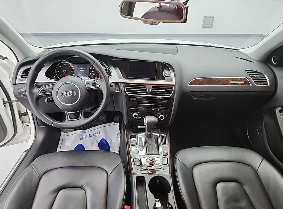 아우디 A4 2.0 TDI 콰트로 사진 7