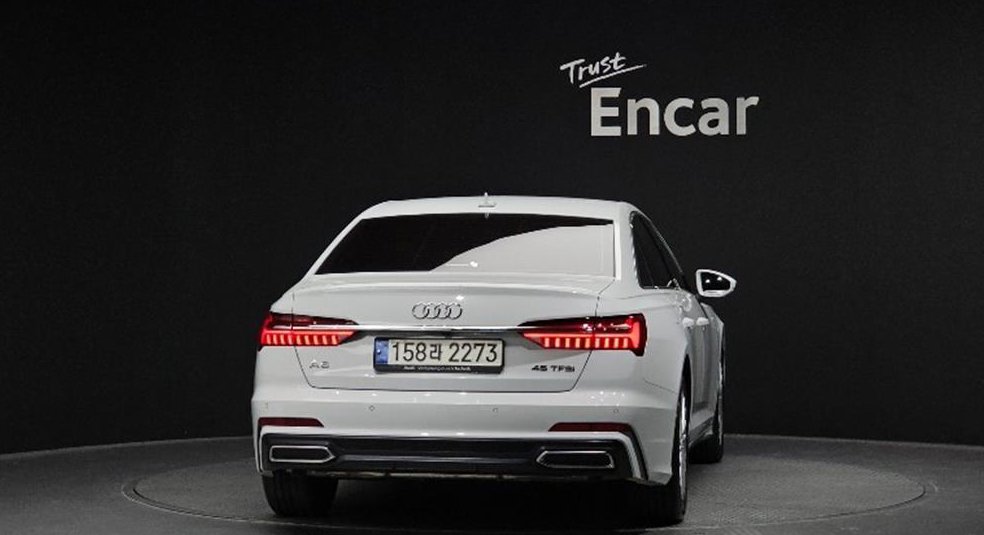 아우디 A6 45 TFSI 사진 4