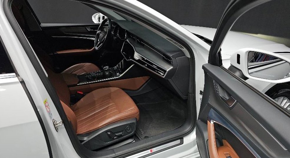 아우디 A6 45 TFSI 사진 9
