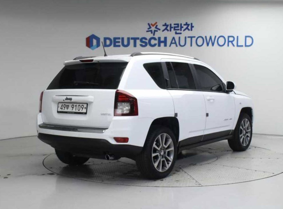 지프 컴패스 2.4 리미티드 사진 2