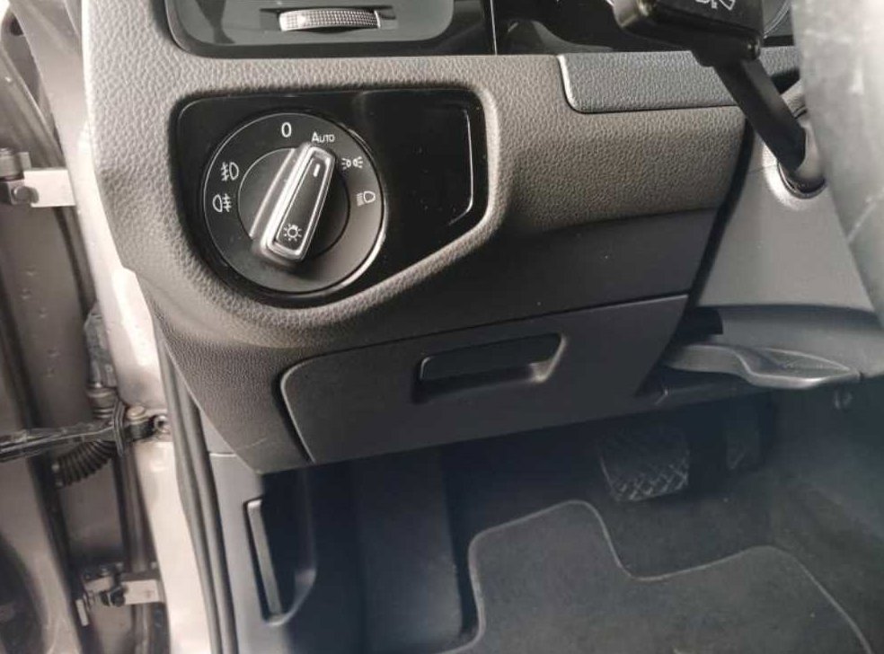 폭스바겐 골프 2.0 TDI 사진 10