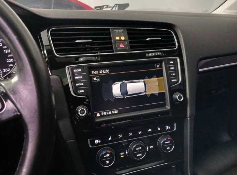 폭스바겐 골프 2.0 TDI 사진 12