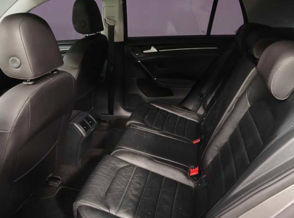 폭스바겐 골프 2.0 TDI 사진 8
