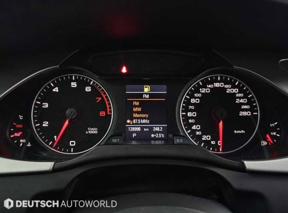 아우디 A4 2.0 TFSI 콰트로 사진 8