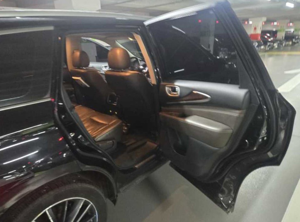 인피니티 QX 3.5 AWD 사진 11