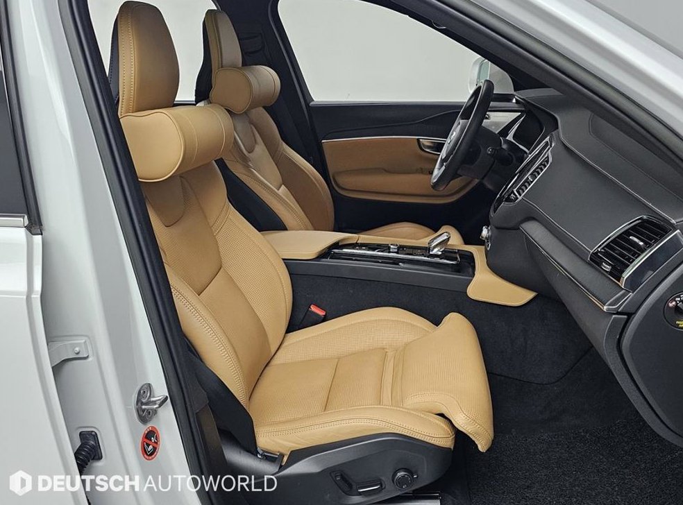 볼보 XC90 2.0 T8 AWD 사진 10