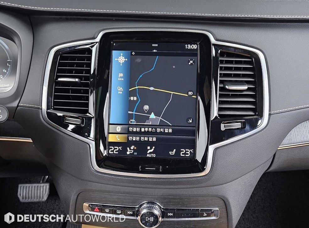 볼보 XC90 2.0 T8 AWD 사진 14