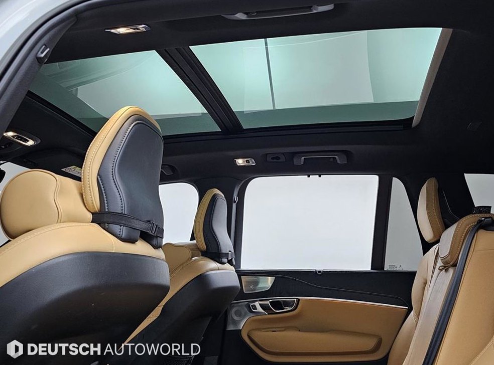 볼보 XC90 2.0 T8 AWD 사진 19