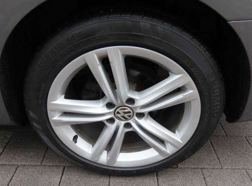 폭스바겐 파사트 2.0 TDI 사진 17