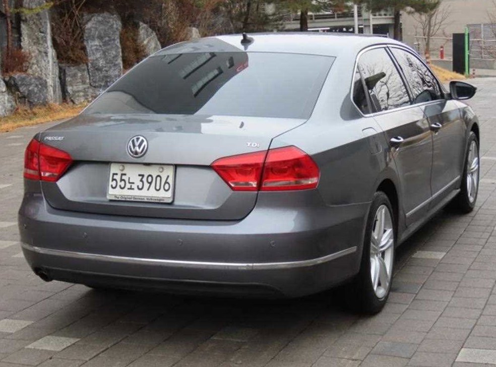 폭스바겐 파사트 2.0 TDI 사진 3