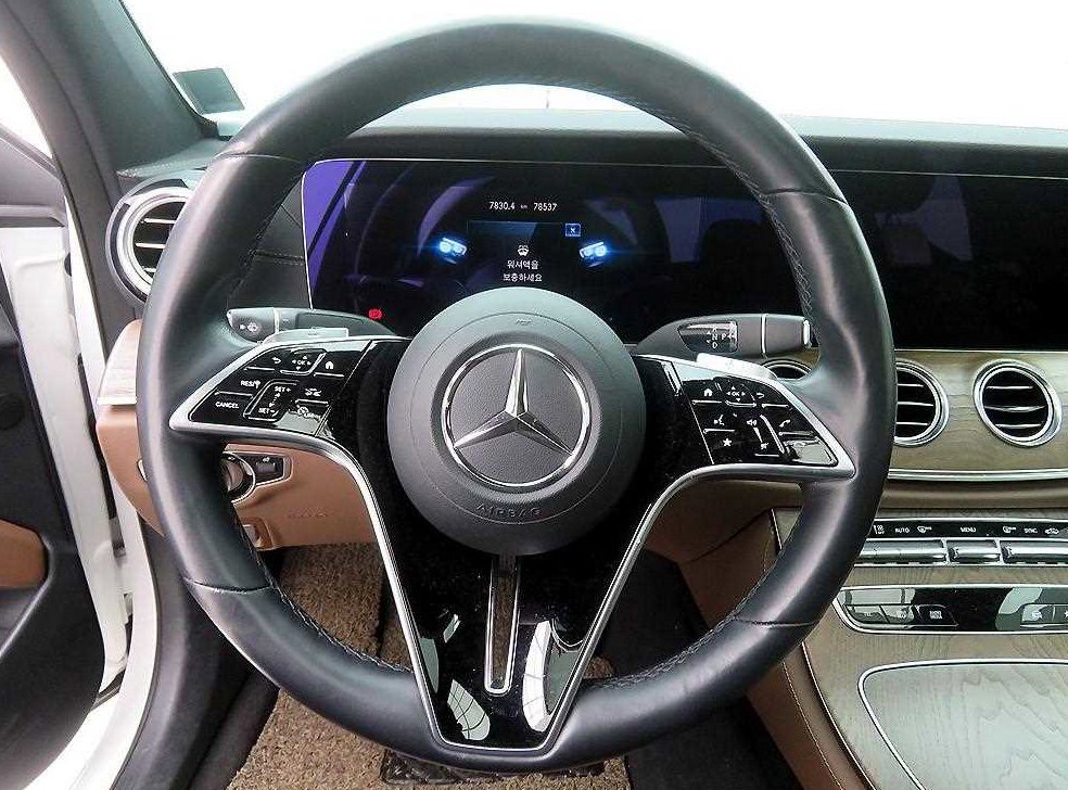 벤츠 E 클래스 E250 익스클루시브 사진 12