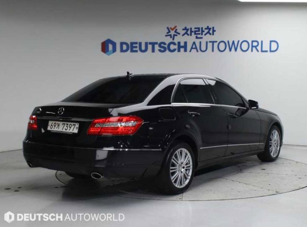 벤츠 E 클래스 E300 엘레강스 사진 2