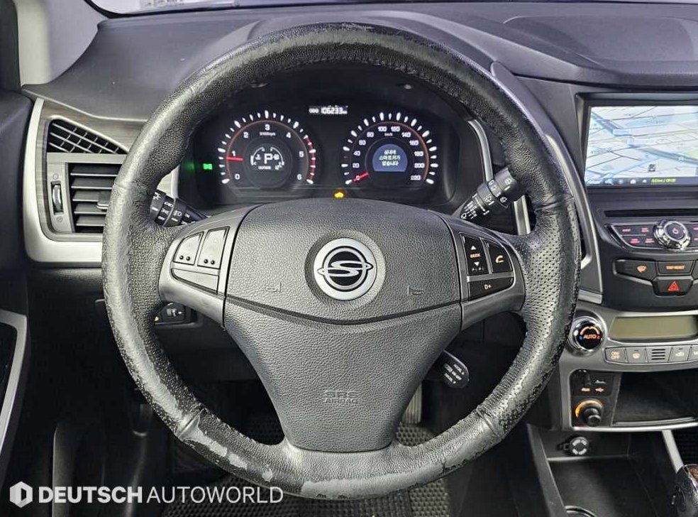 KG모빌리티(쌍용)  코란도 2WD 2.0 RX 사진 13
