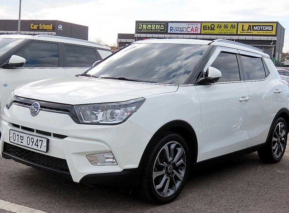 KG모빌리티(쌍용)  티볼리 가솔린 2WD 1.6 VX 사진 2