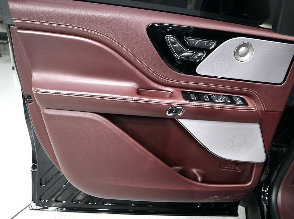 링컨 에비에이터 3.0 블랙라벨 AWD 사진 8