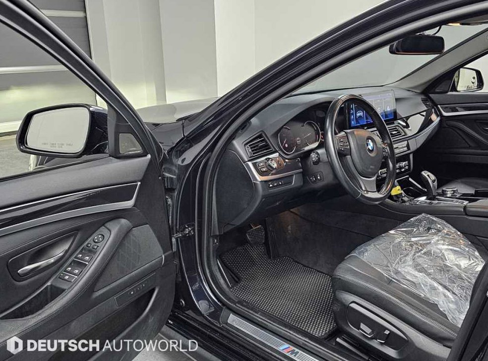 BMW 5시리즈 530d xDrive 사진 11