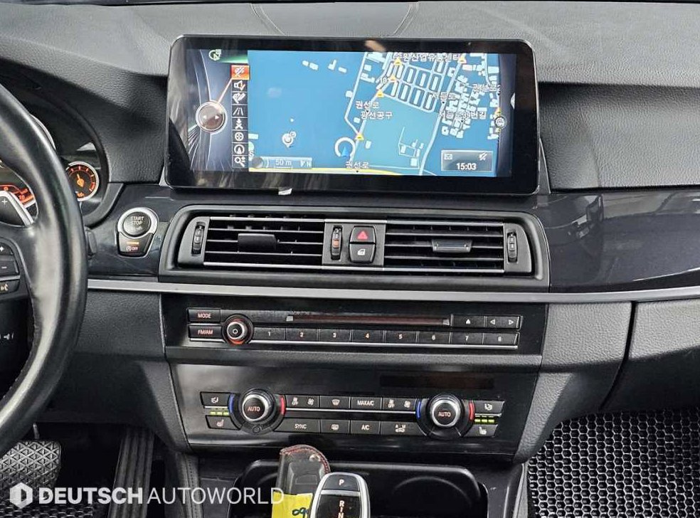 BMW 5시리즈 530d xDrive 사진 14