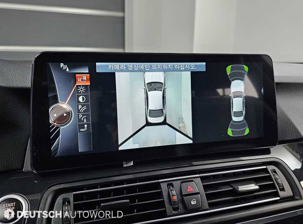 BMW 5시리즈 530d xDrive 사진 15