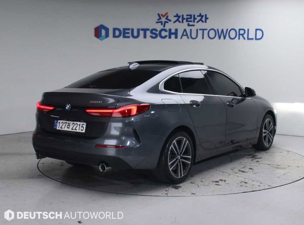 BMW 2시리즈 220i M 스포츠 사진 2
