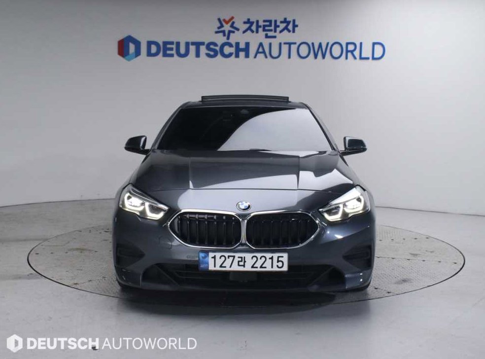 BMW 2시리즈 220i M 스포츠 사진 3