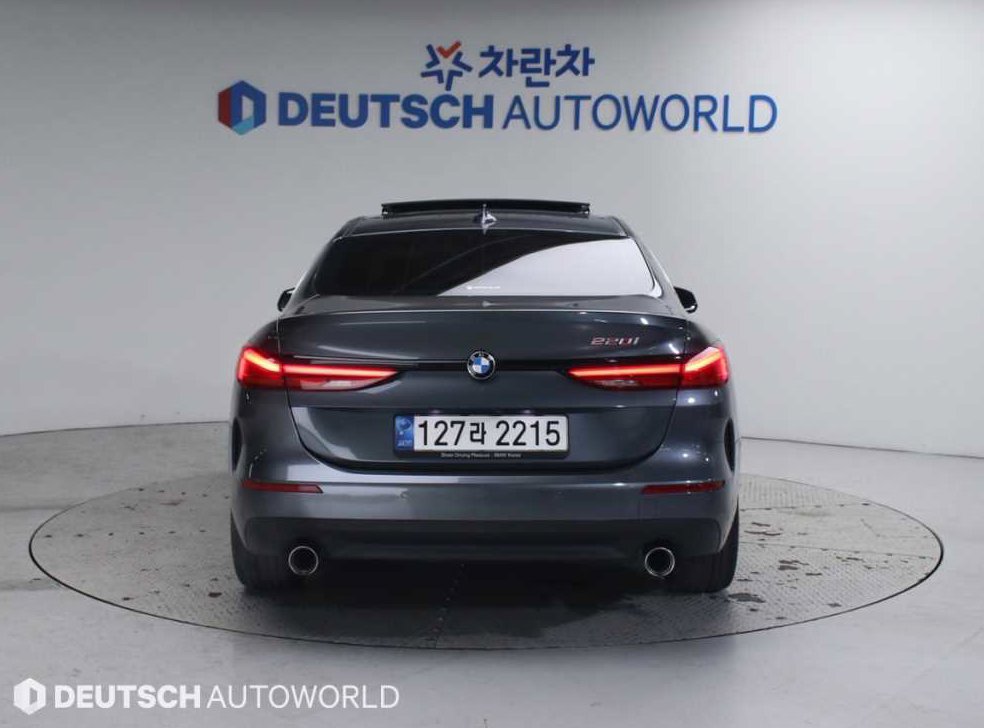 BMW 2시리즈 220i M 스포츠 사진 4