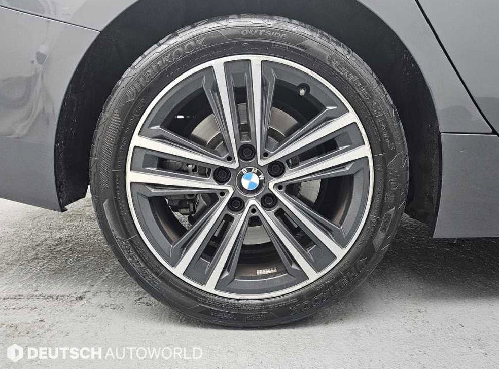 BMW 2시리즈 220i M 스포츠 사진 5