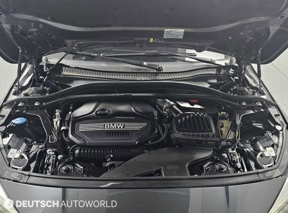 BMW 2시리즈 220i M 스포츠 사진 6