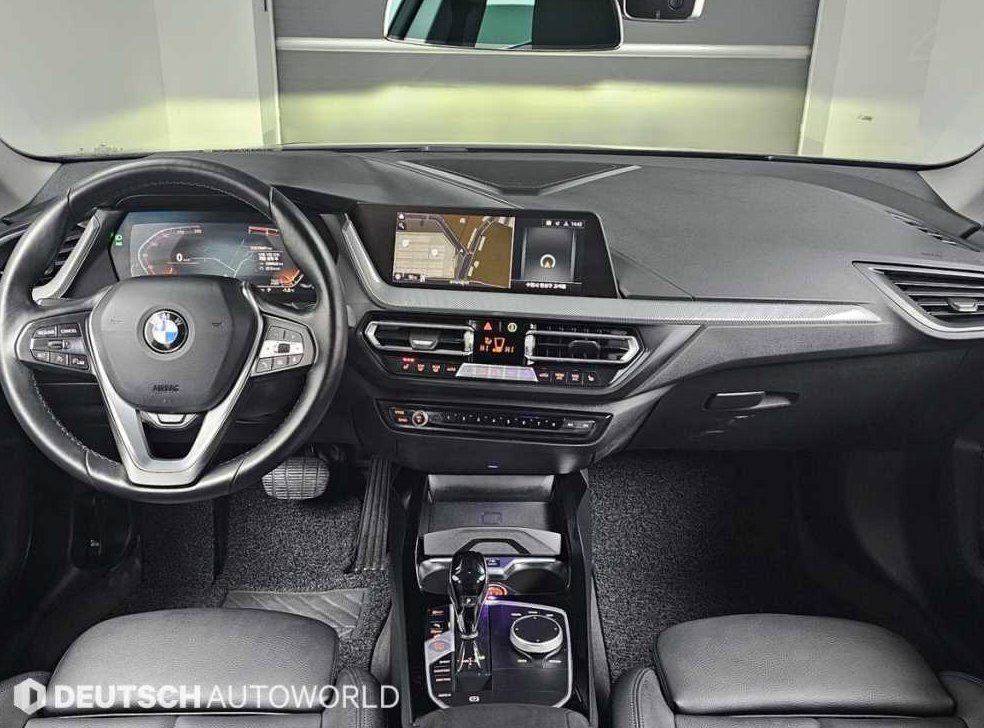 BMW 2시리즈 220i M 스포츠 사진 7