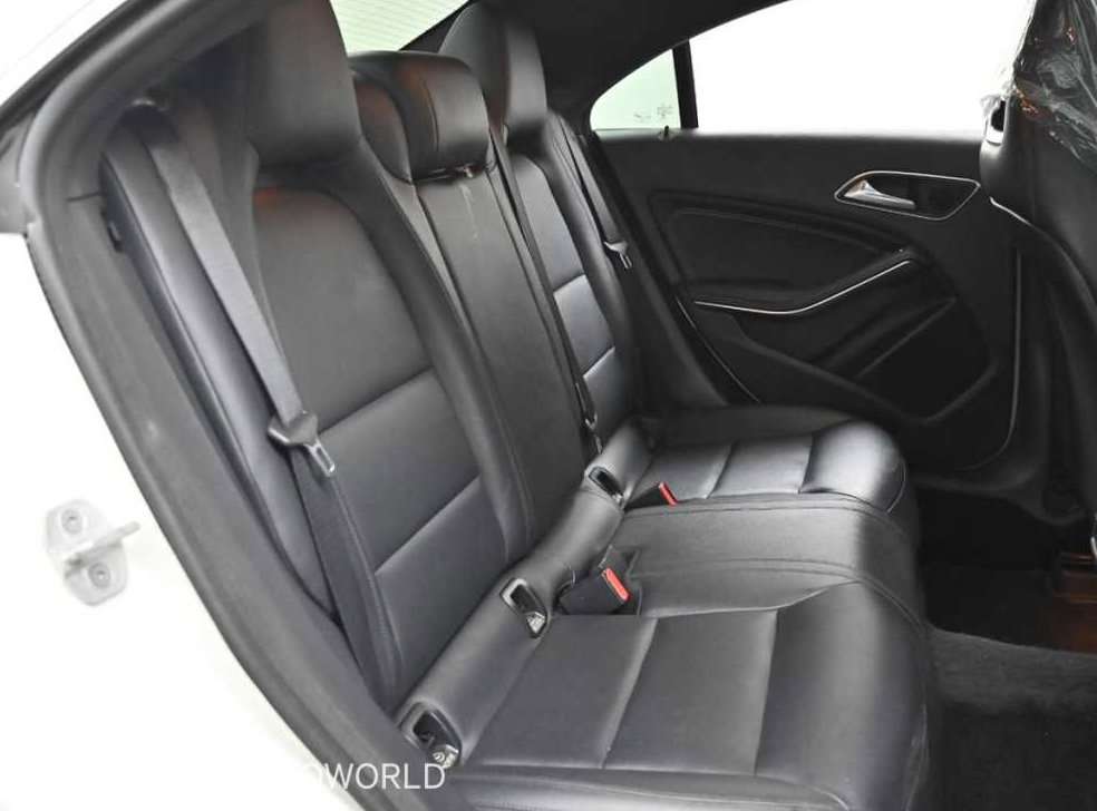 벤츠 CLA 클래스 CLA 200 CDI 사진 12