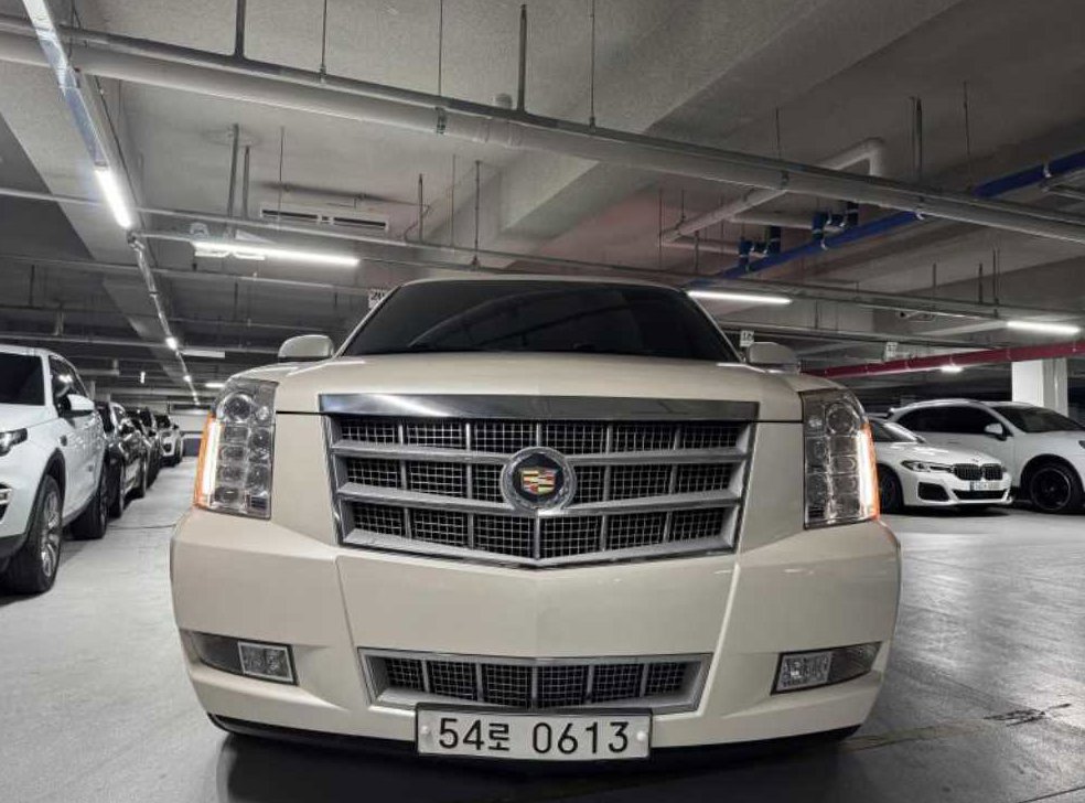 캐딜락 에스컬레이드 6.2 V8 ESV 사진 2