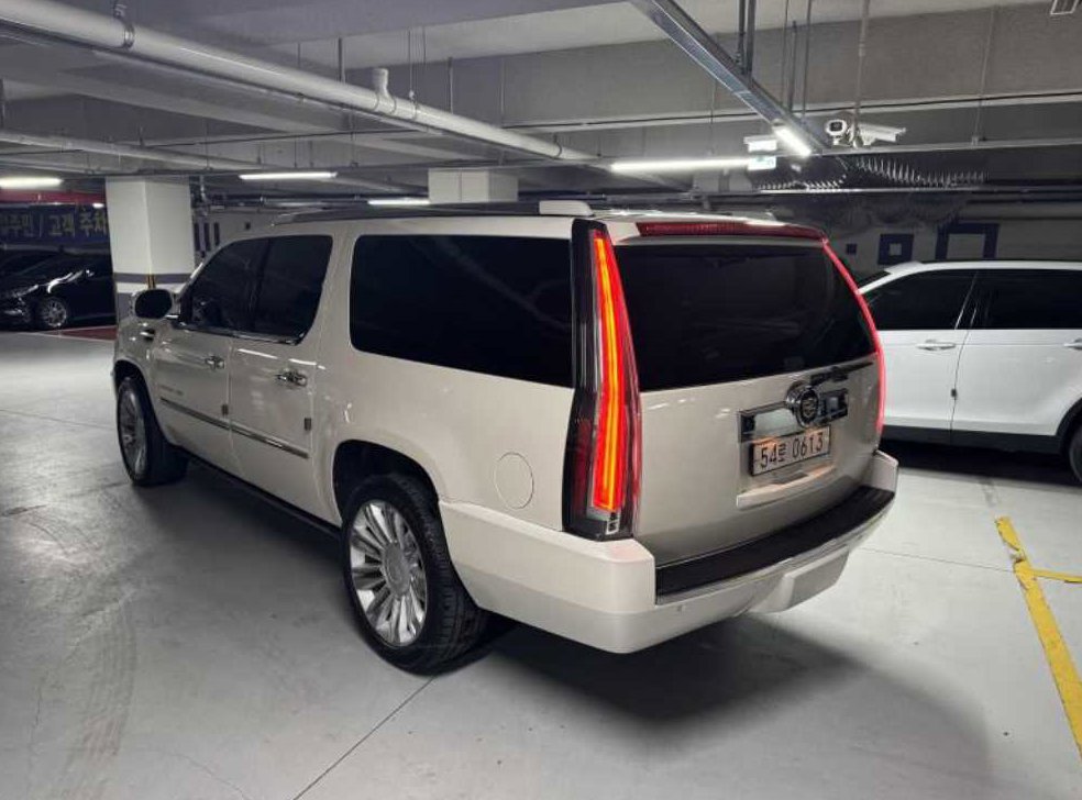 캐딜락 에스컬레이드 6.2 V8 ESV 사진 4