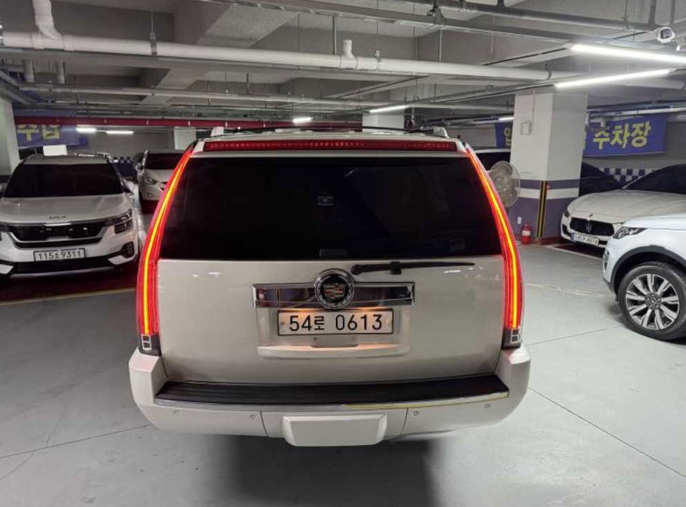 캐딜락 에스컬레이드 6.2 V8 ESV 사진 5
