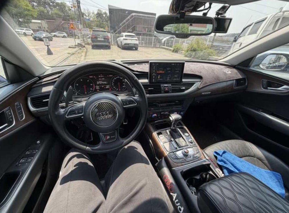 아우디 A7 55 TDI 콰트로 사진 10