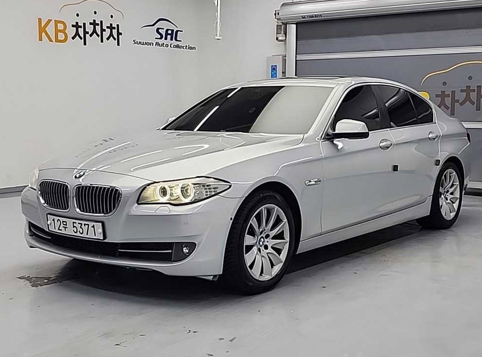 BMW 5시리즈 528i