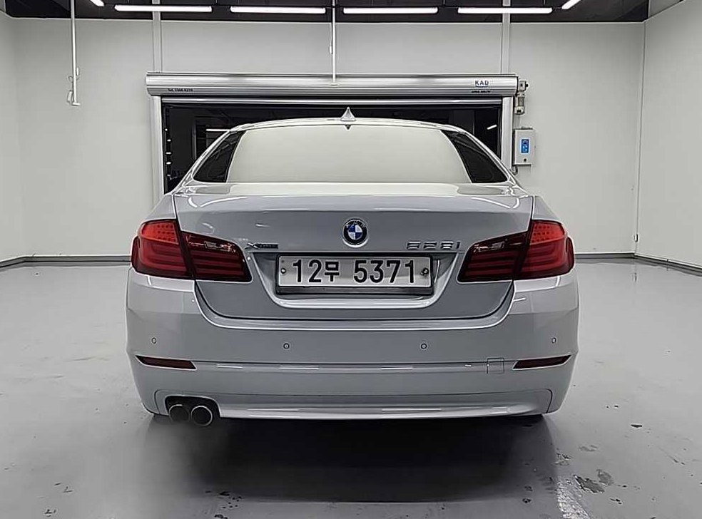BMW 5시리즈 528i 사진 3