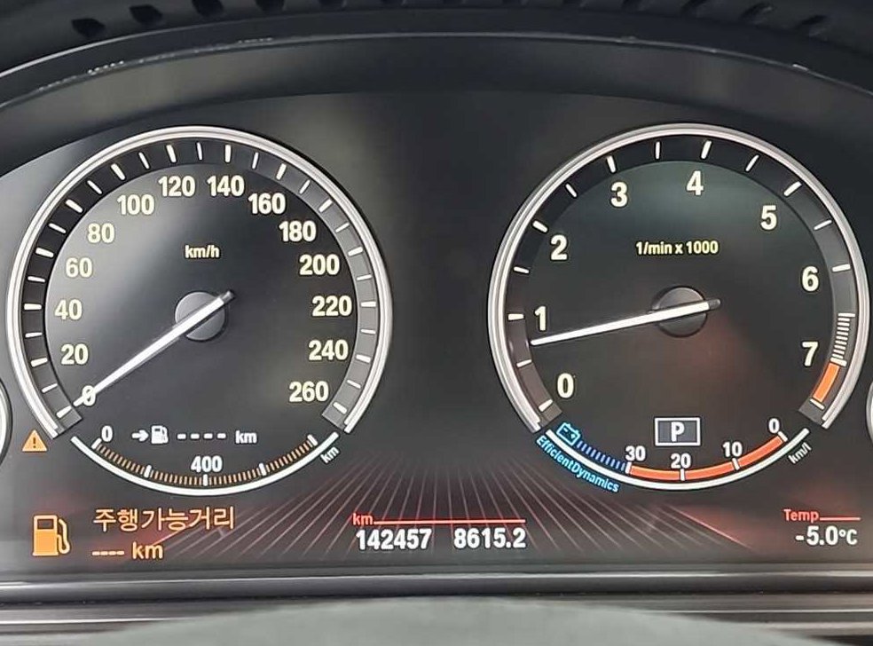 BMW 5시리즈 528i 사진 6